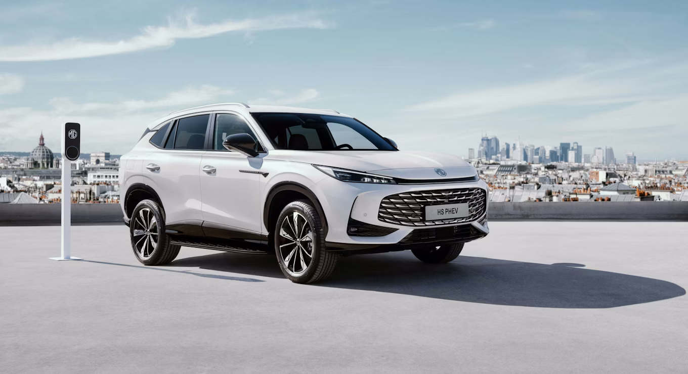 hs phev hybrid slider 1